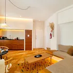 Whome Charm Walk To Graca Viewpoints Апартаменты *