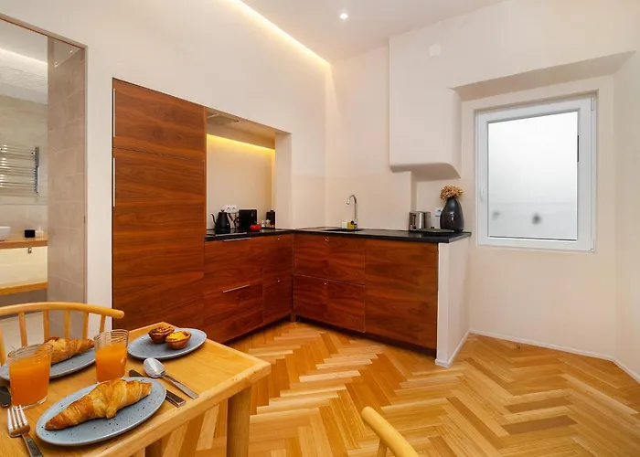 דירה Whome Charm Walk To Graca Viewpoints ליסבון