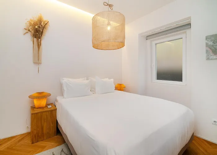 דירה Whome Charm Walk To Graca Viewpoints *