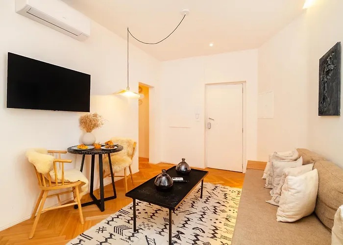 דירה Whome Charm Walk To Graca Viewpoints